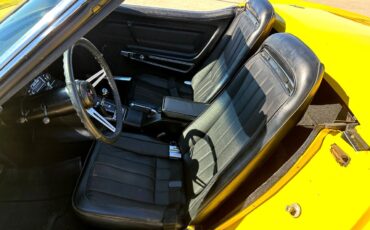 Chevrolet-Corvette-Stingray-Convertible-1971-American-Muscle-Car-3