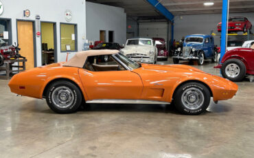 Chevrolet-Corvette-Stingray-Convertible-1974-Other-1