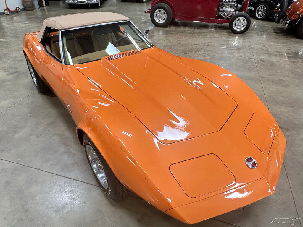 Chevrolet-Corvette-Stingray-Convertible-1974-Other-20