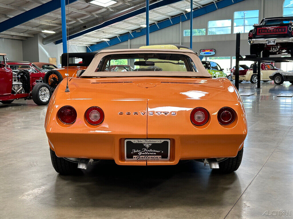 Chevrolet-Corvette-Stingray-Convertible-1974-Other-6