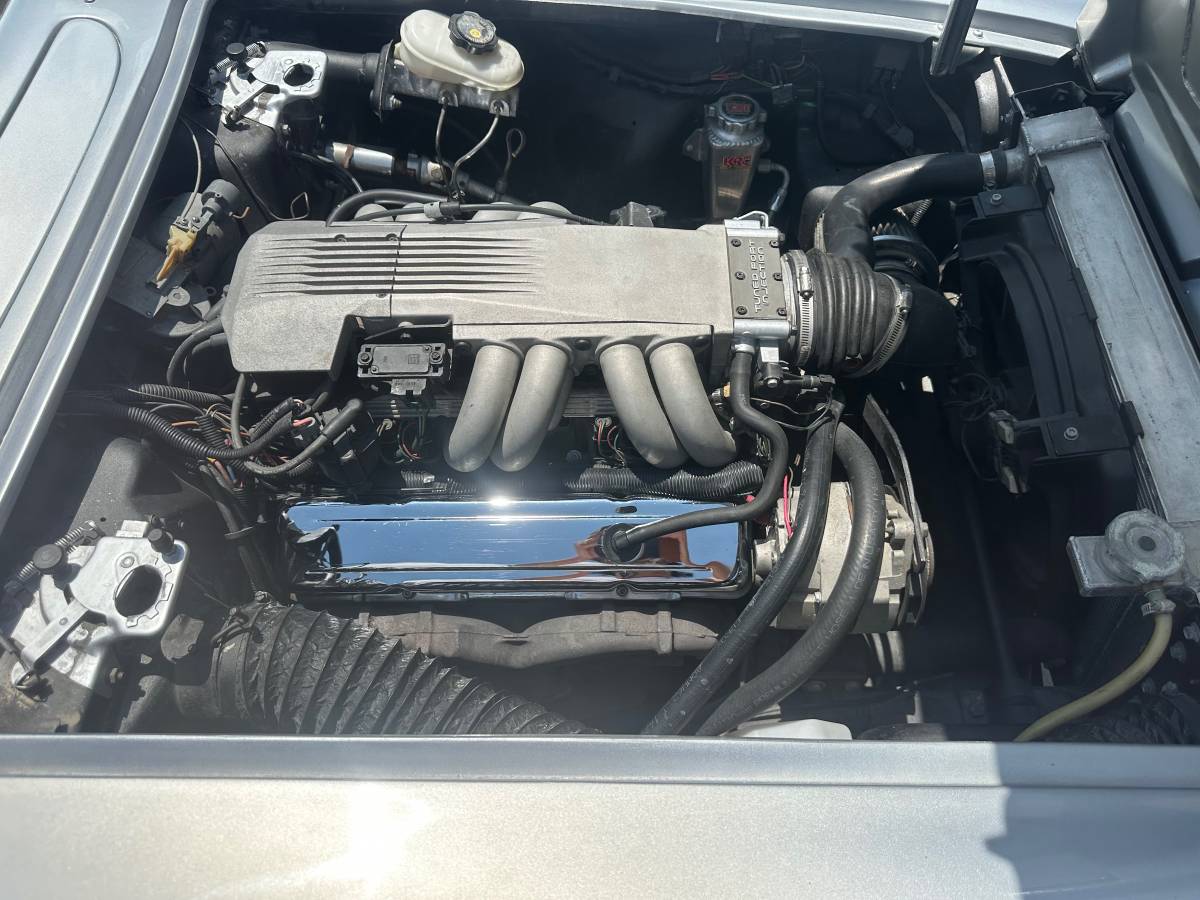 Chevrolet-Corvette-convertible-1961-11