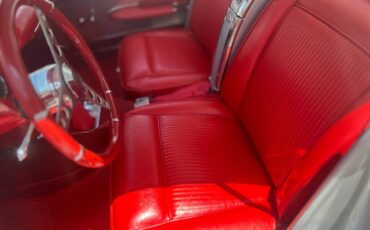 Chevrolet-Corvette-convertible-1961-17