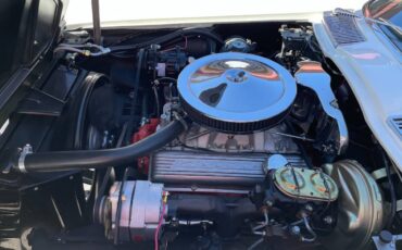 Chevrolet-Corvette-convertible-1963-white-15