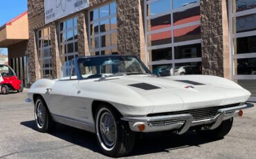 Chevrolet-Corvette-convertible-1963-white