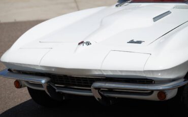 Chevrolet-Corvette-convertible-1966-white-12