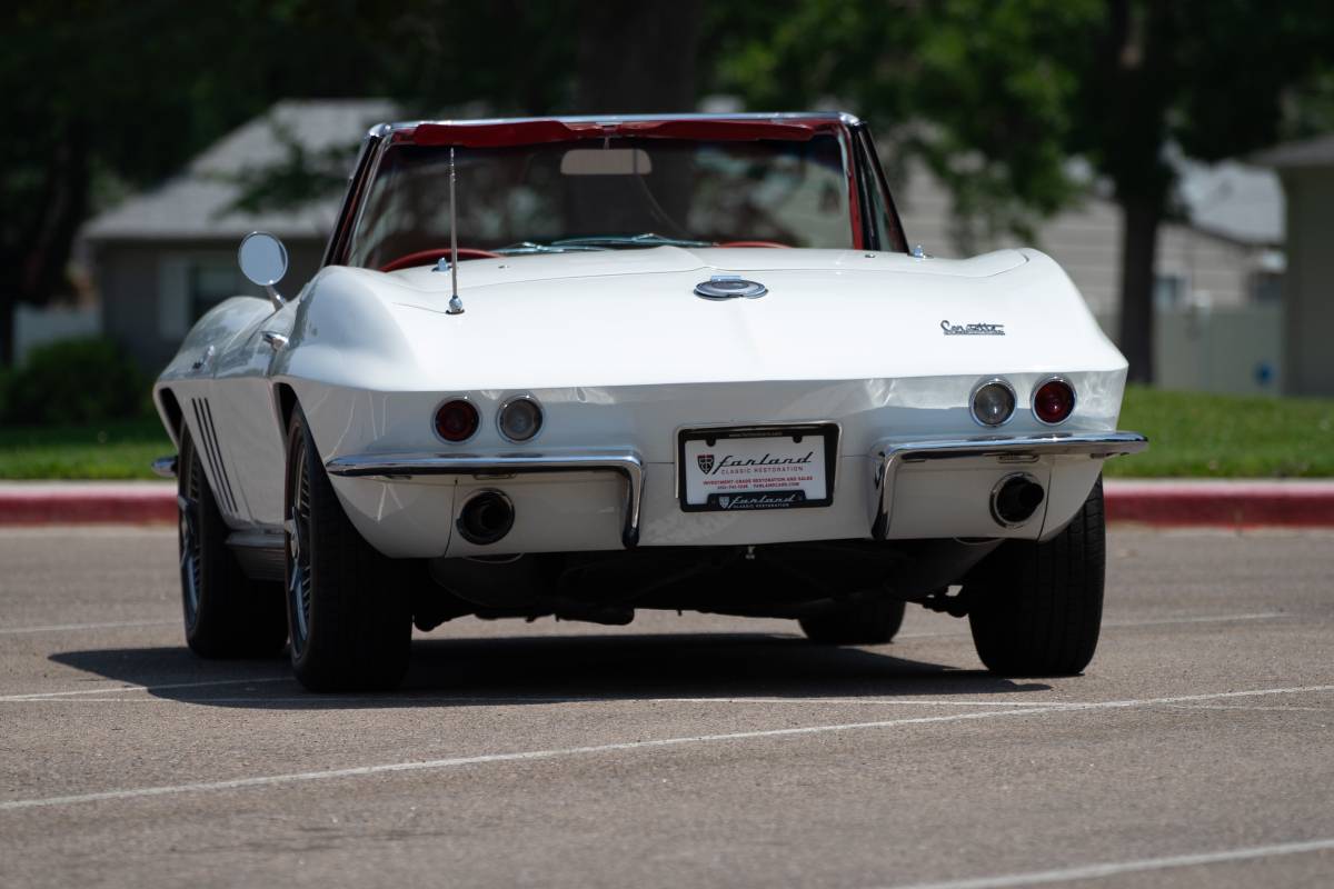 Chevrolet-Corvette-convertible-1966-white-6
