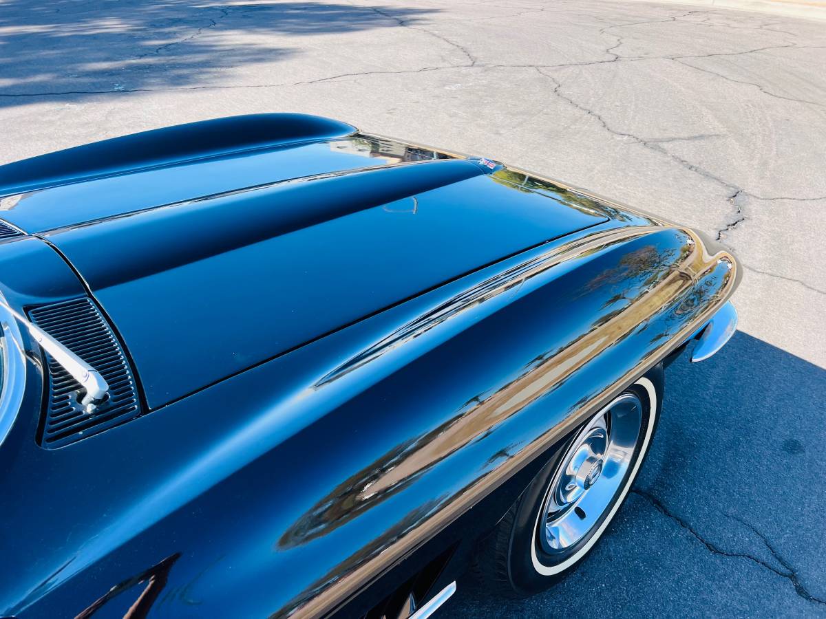 Chevrolet-Corvette-convertible-1967-black-23