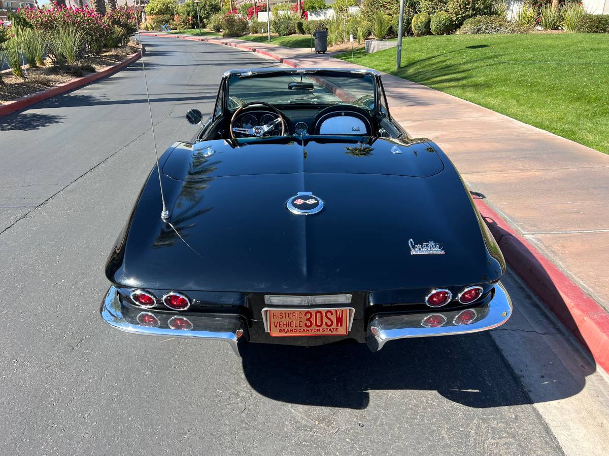 Chevrolet-Corvette-convertible-1967-black-6