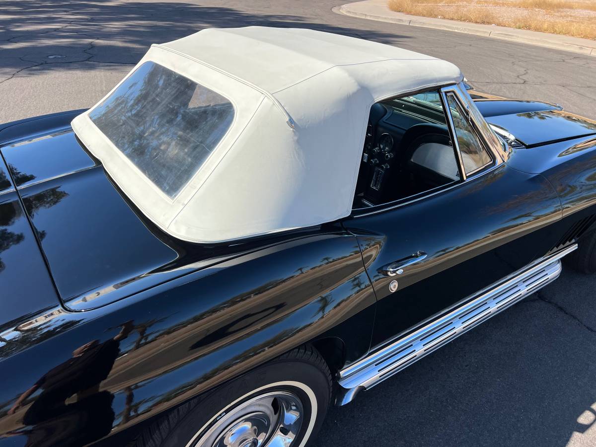 Chevrolet-Corvette-convertible-1967-black-9