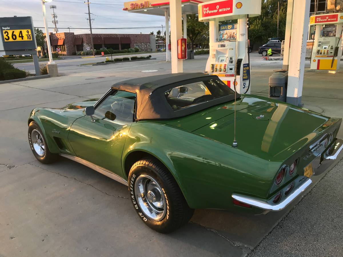 Chevrolet-Corvette-convertible-1973-3