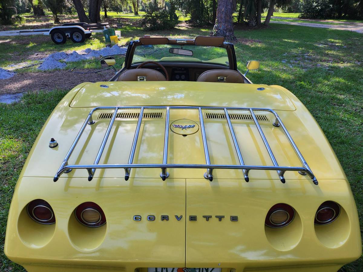 Chevrolet-Corvette-convertible-1974-18