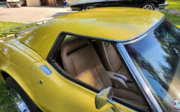 Chevrolet-Corvette-convertible-1974-21