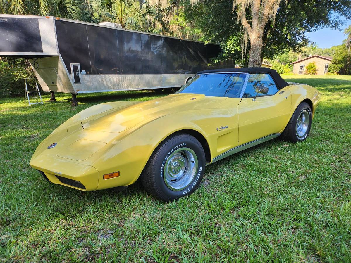 Chevrolet Corvette convertible  1974