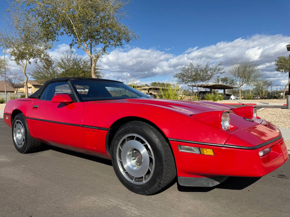 Chevrolet-Corvette-convertible-1987-red-3