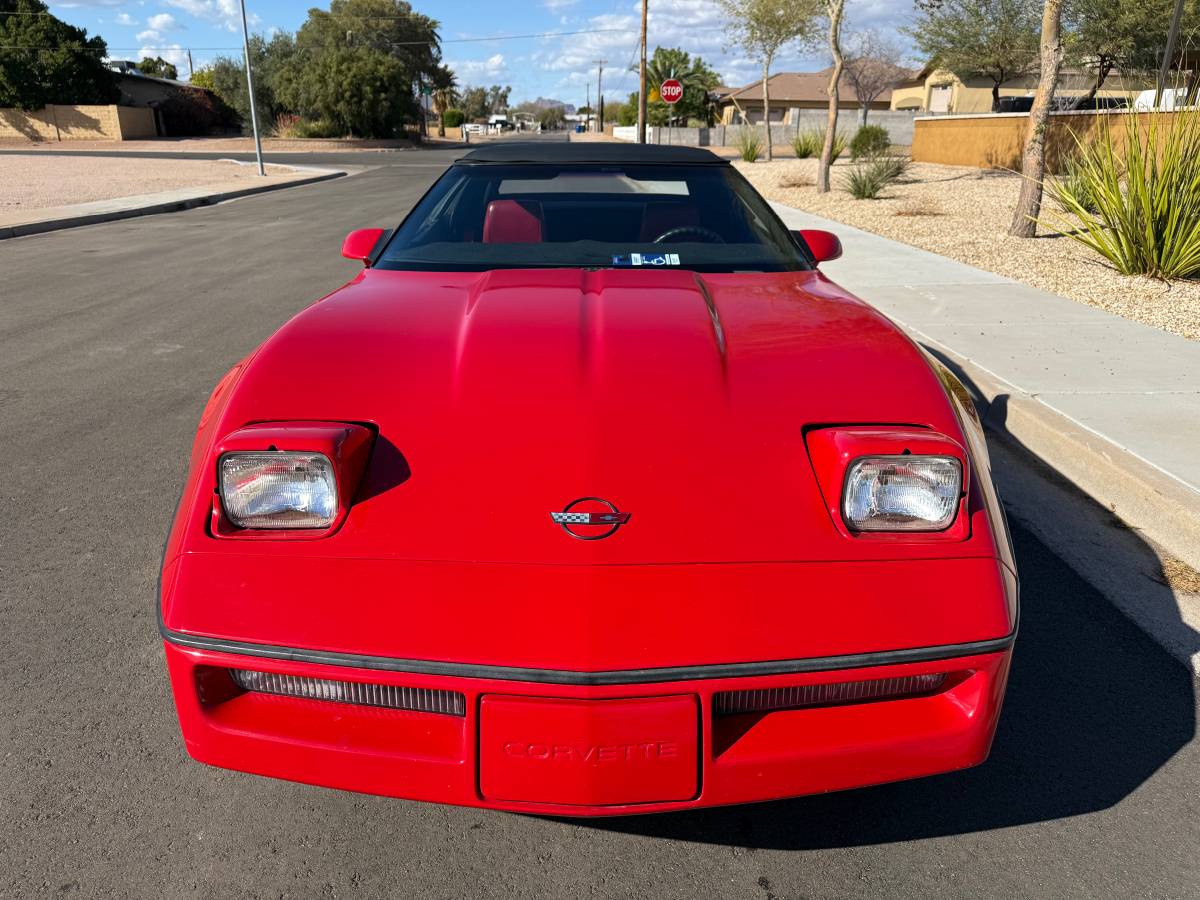 Chevrolet-Corvette-convertible-1987-red-4