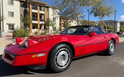 Chevrolet Corvette convertible  1987 red