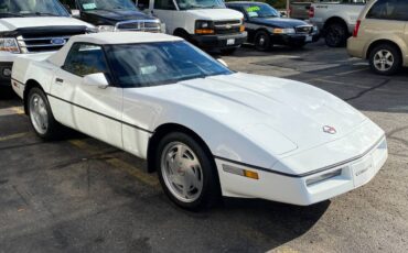 Chevrolet-Corvette-convertible-1989-white-1