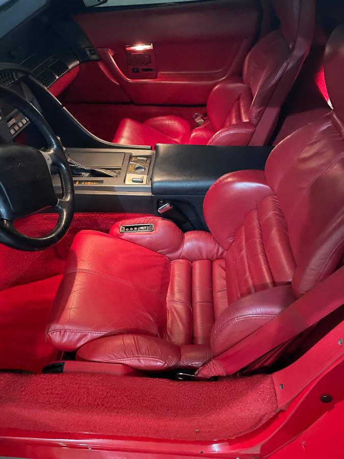 Chevrolet-Corvette-convertible-1991-red-2