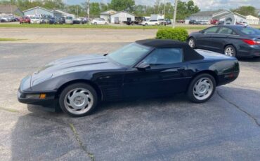 Chevrolet-Corvette-convertible-1992