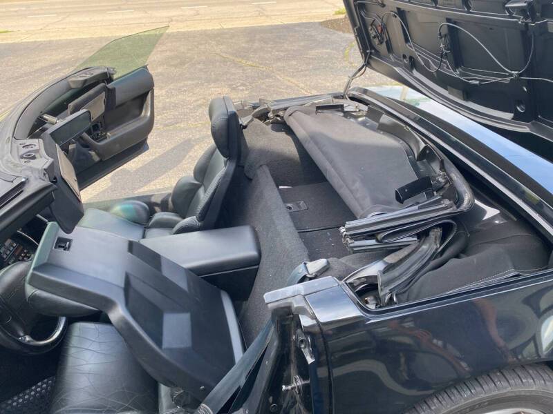 Chevrolet-Corvette-convertible-1992-4
