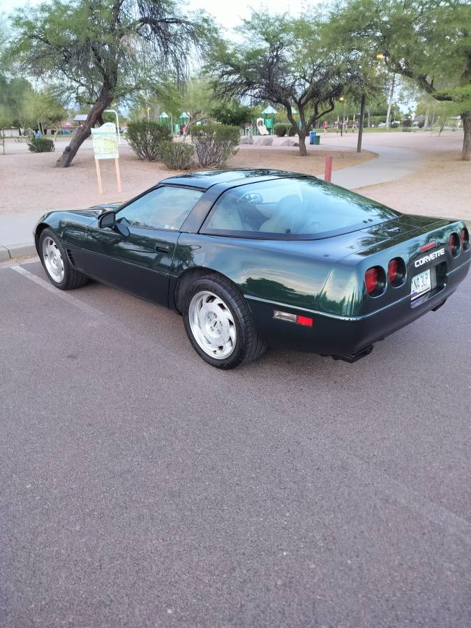 Chevrolet-Corvette-corvette-amp-convertible-1995-green-18