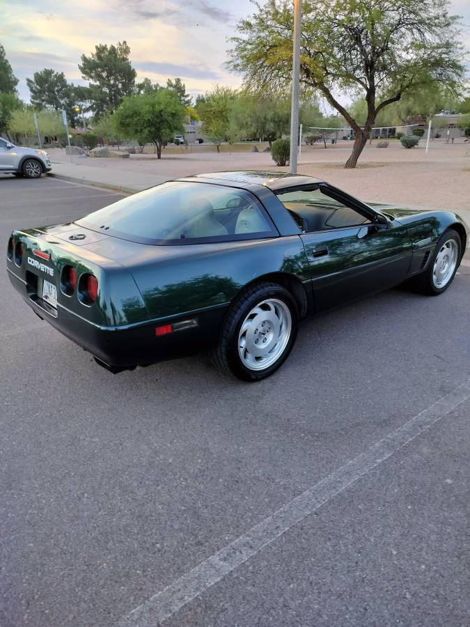 Chevrolet-Corvette-corvette-amp-convertible-1995-green-6