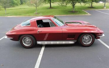 Chevrolet-Corvette-coupe-1967-brown-2