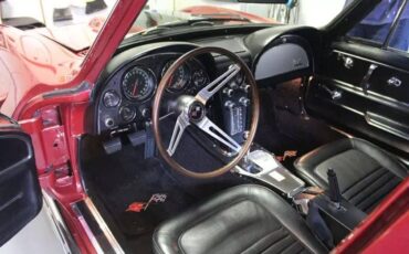 Chevrolet-Corvette-coupe-1967-brown-6