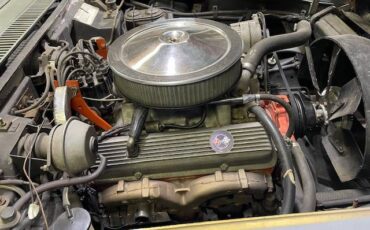 Chevrolet-Corvette-coupe-1972-grey-3