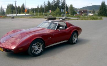 Chevrolet-Corvette-coupe-1974-red-2