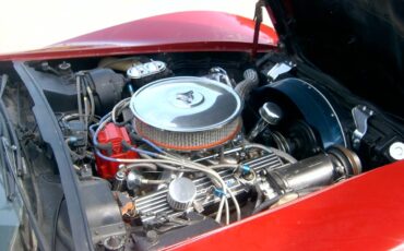Chevrolet-Corvette-coupe-1974-red-6