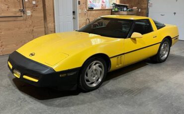 Chevrolet-Corvette-coupe-1985-1