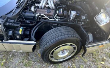 Chevrolet-Corvette-coupe-1987-silver-9