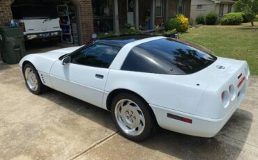 Chevrolet-Corvette-coupe-1992-white-3