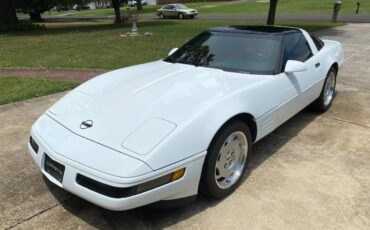 Chevrolet-Corvette-coupe-1992-white