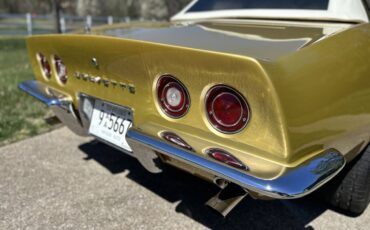Chevrolet-Corvette-roadster-1969-custom-7