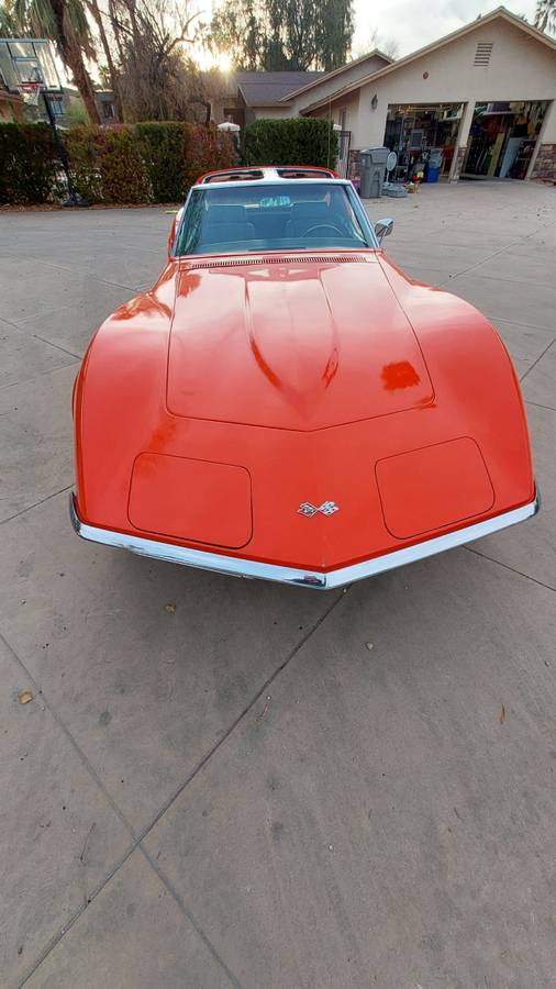 Chevrolet-Corvette-stingray-1969-orange-4