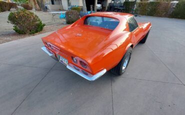 Chevrolet-Corvette-stingray-1969-orange-5