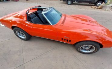 Chevrolet-Corvette-stingray-1969-orange-7