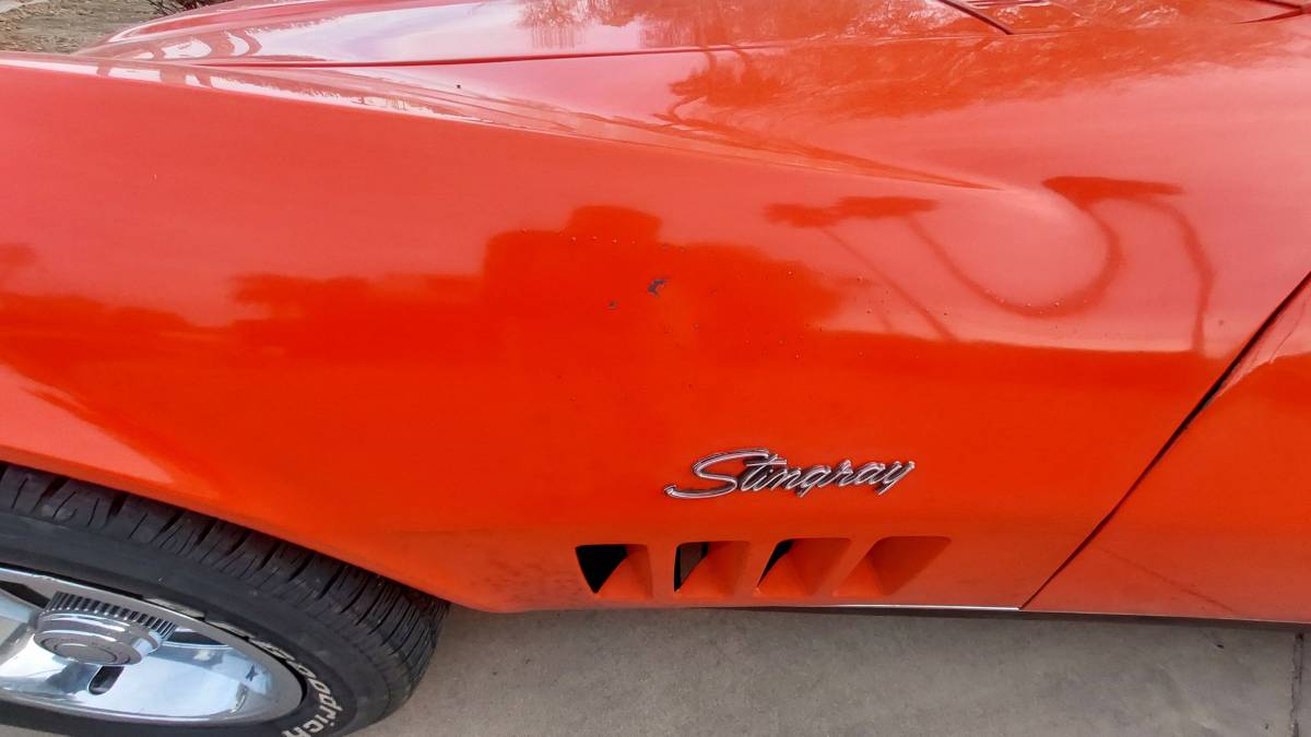 Chevrolet-Corvette-stingray-1969-orange-9