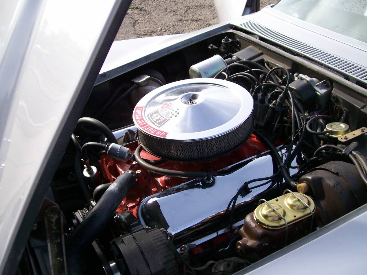 Chevrolet-Corvette-stingray-1969-silver-17