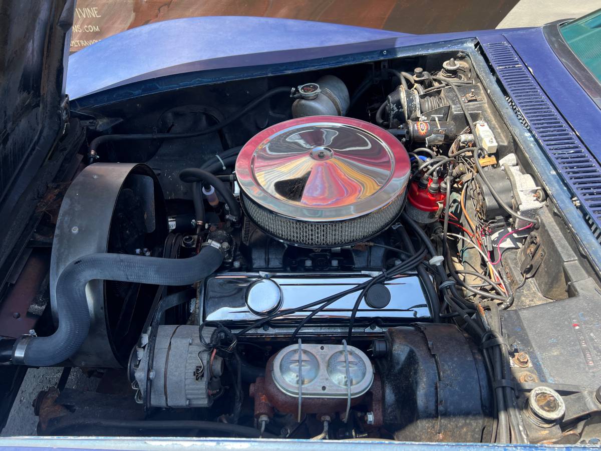 Chevrolet-Corvette-stingray-1972-blue-11
