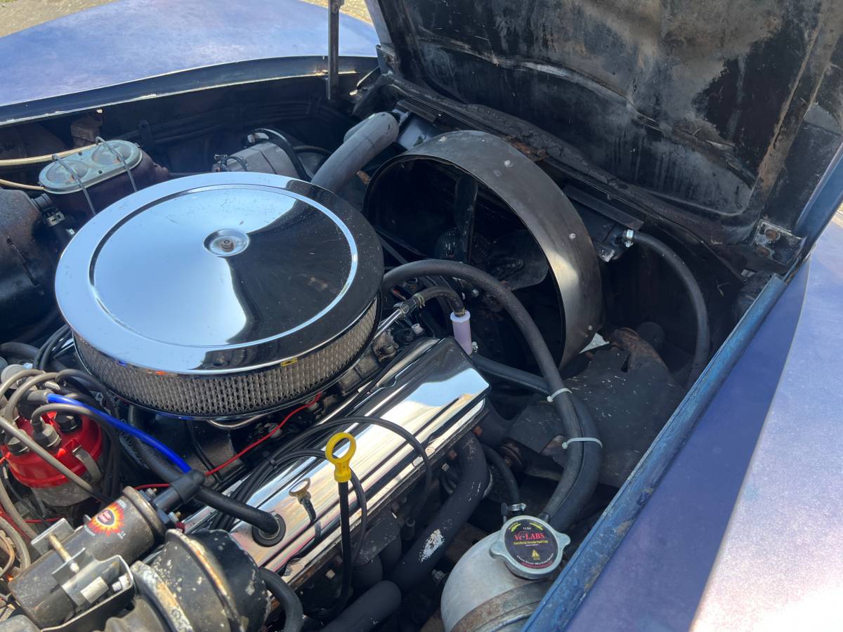 Chevrolet-Corvette-stingray-1972-blue-12