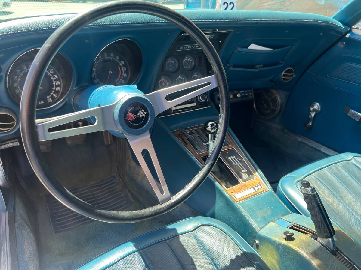 Chevrolet-Corvette-stingray-1972-blue-14