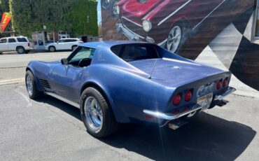 Chevrolet-Corvette-stingray-1972-blue-2