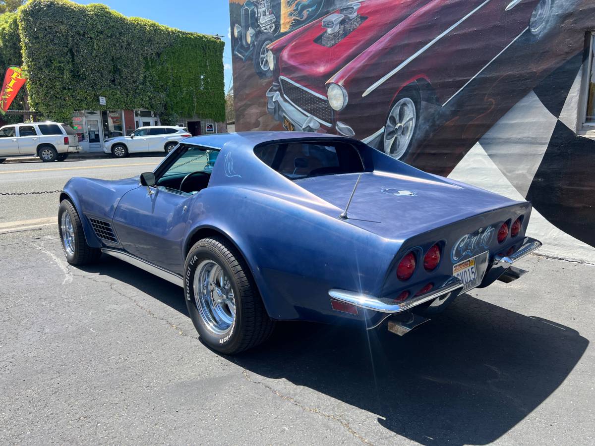 Chevrolet-Corvette-stingray-1972-blue-2