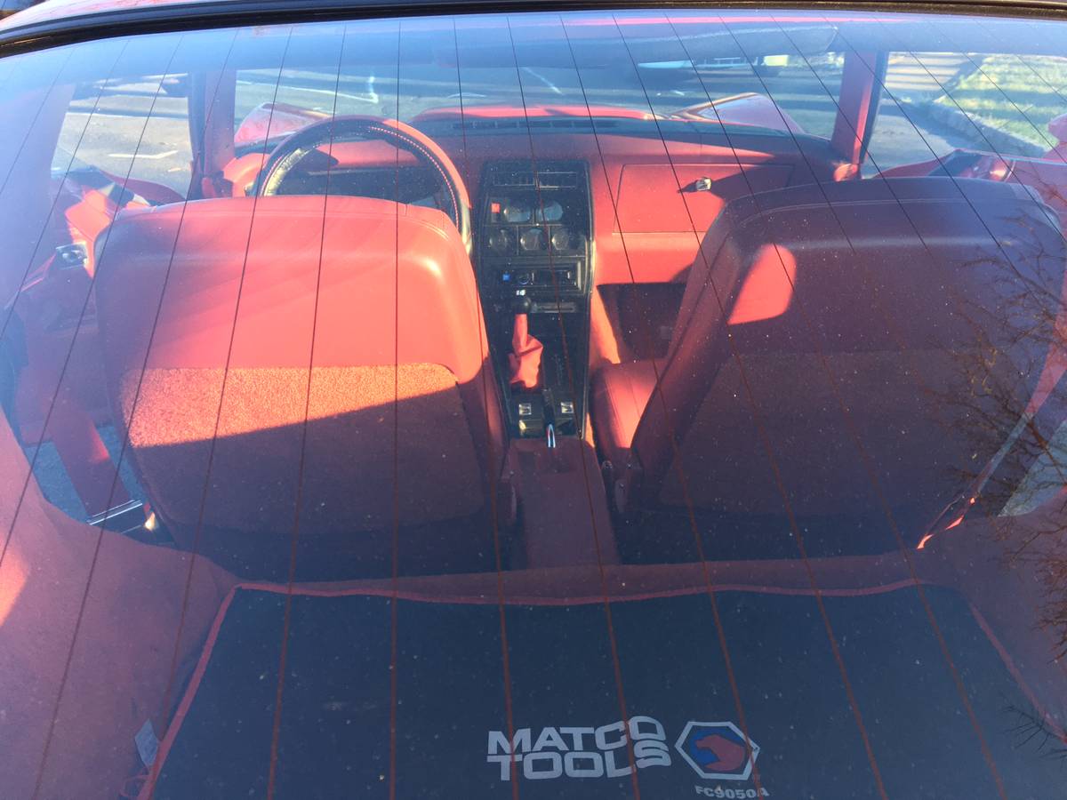 Chevrolet-Corvette-stingray-1981-red-2