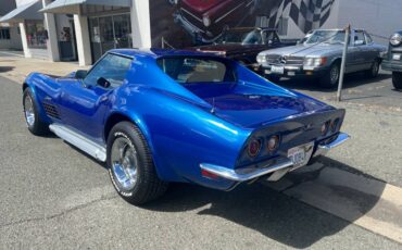 Chevrolet-Corvette-t-top-1972-blue-1