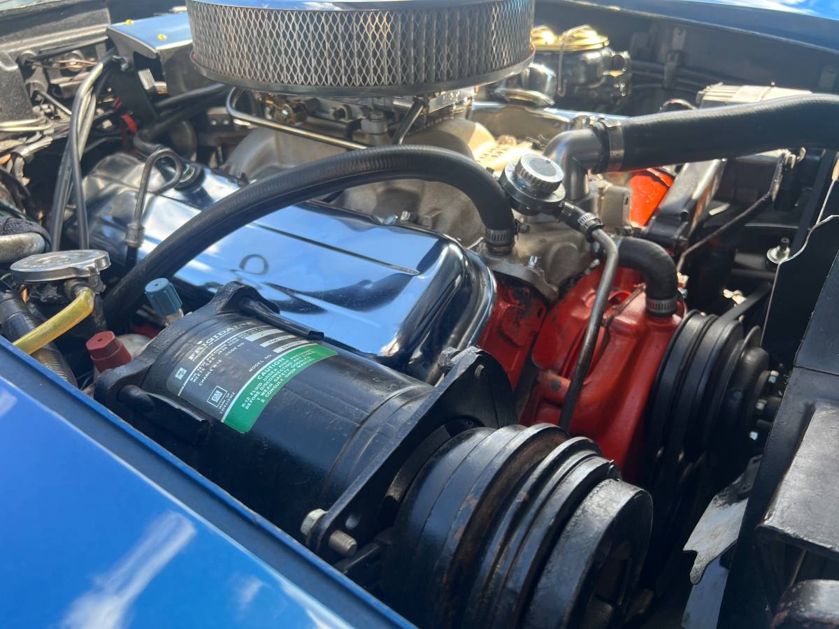 Chevrolet-Corvette-t-top-1972-blue-10