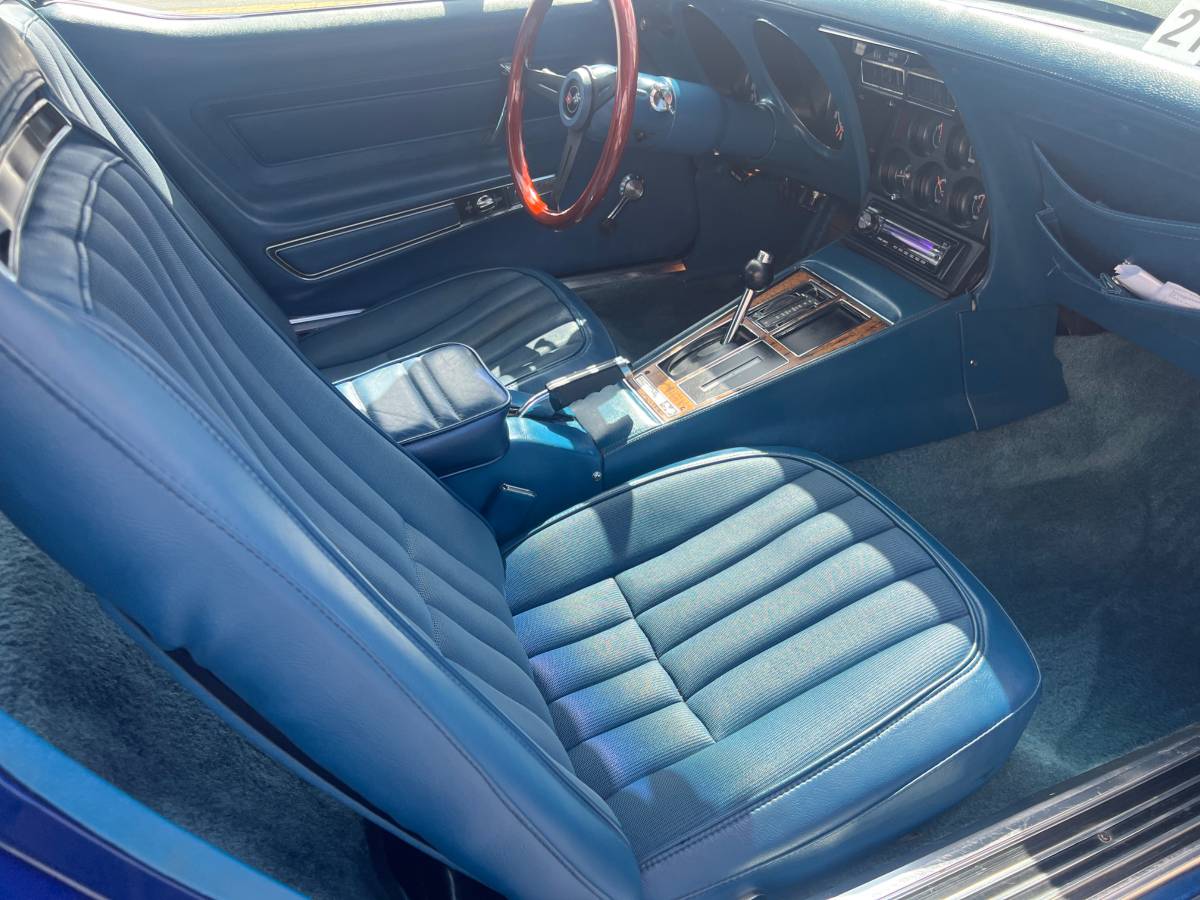 Chevrolet-Corvette-t-top-1972-blue-13